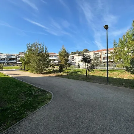 Apartment T2 Avec Piscine La Londe-les-Maures